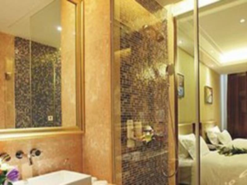 Shenzhen Baoan Royal International Hotel Bagian luar foto